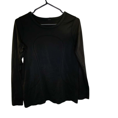 Lululemon Womens longsleeve  Activewear TShirt Size M / S Black  