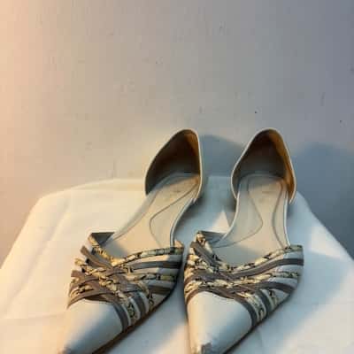 Retro White - Pointed Flats 