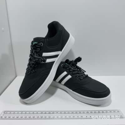 North Star Size uk5.5 Black / White Runners Sneakers Preowned Like New 