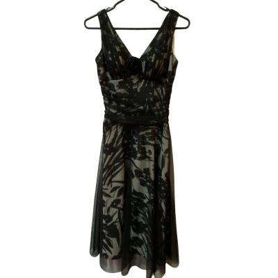  Mr. K Womens Size 10 Formal Dress Black  / Floral 
