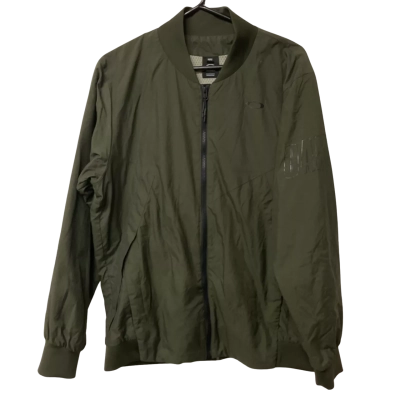 Men’s Oakley Size L Front Zipper Green jacket 