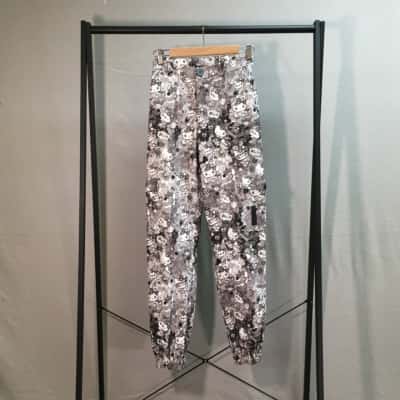 BlackMilk / Hello Kitty Womens  Size 8 Cargo Pants Black  / Grey / Other / White 