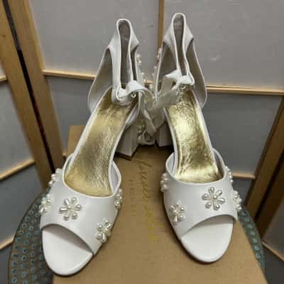 FOREVER SOLES BYRON BAY Women's Leather Melody White / Ivory Low Heels Size 39