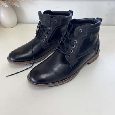 Reserve Black Blake Boots  Size 9 