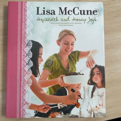 Lisa McCune, Hopscotch and Honey 