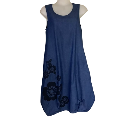 Two Threads of Melbourne.  Denim Sleeveless Tulip Silhouette Dress.  Size M 