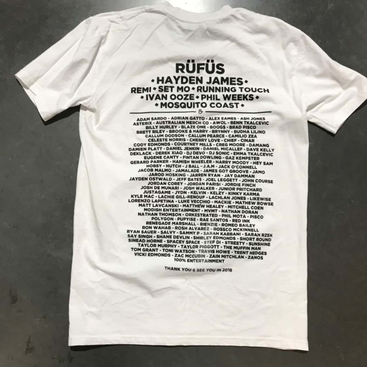 Staple - Mens Size M, White t-shirt 