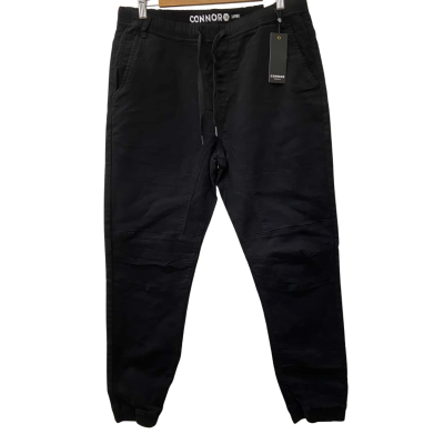 Connor Men's Colton Cuffed Chinos in Black