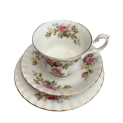 Royal Albert Vintage Trio