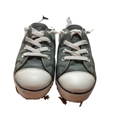 Colorado Womens  Size 39 Khaki Shoes