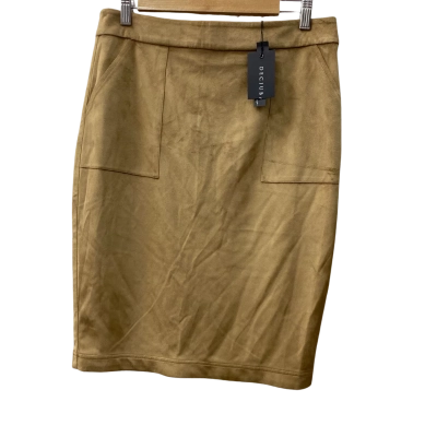 Decjuba Womens  Size 12 Pencil Skirt Beige faux suede. 