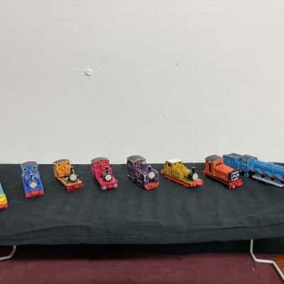 8 x Metal Trains Thomas 