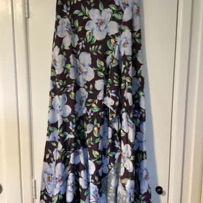 Sheike Skirt  Size 6 Blue / Floral / Green 