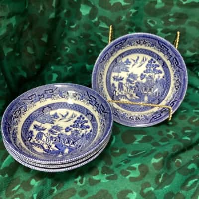 Vintage Churchill Blue Willow Bowls