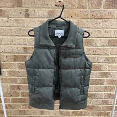 Country Road Womens olive green vest  Size XS 