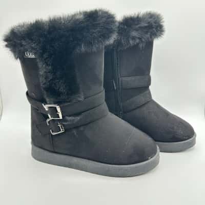Grosby UGG's  Size 8 Boots