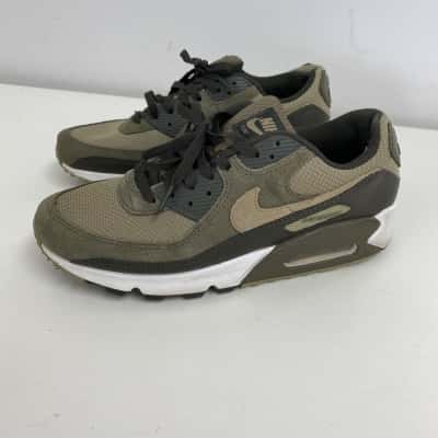 Nike Green Air Max Sneaker Shoes Size 9 