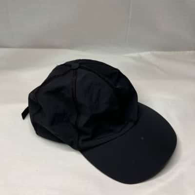 Lululemon Size One Size/56cm black hat/cap