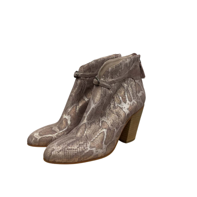 Django & Juliette Size 38 Leather “Hezzie” Boots Snake print 