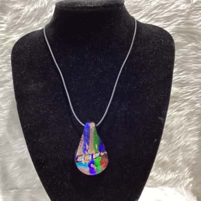  Women's Necklace & Multicoloured Pendant 