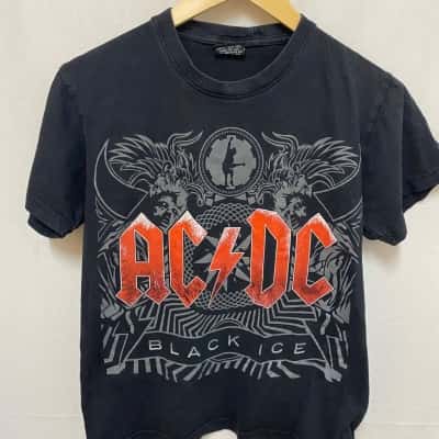  AC DC t-shirt Mens  Size S Black  