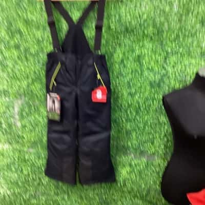 Crane Kids  Size 8 snow Pants Black  