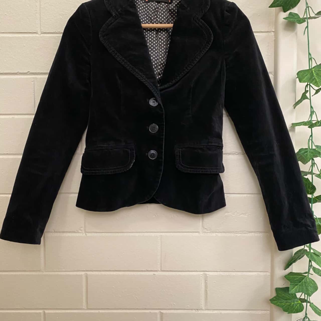 black coat size 6