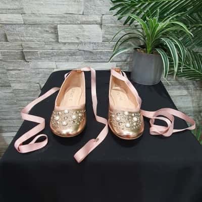 City Chic Womens Size 7.5 Shoes Rose Gold(s)
