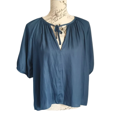 Picnic Womens  Size M Short Sleeve Top Teal BNWT
