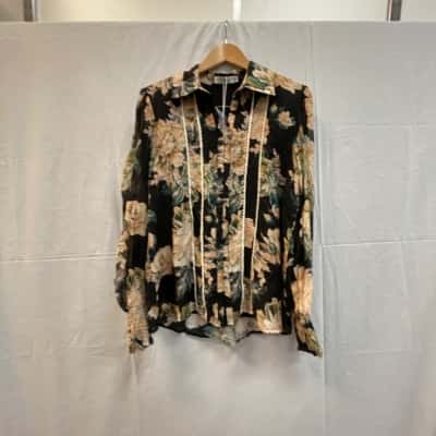  Womens  Fria shirt, black floral, Size 14 