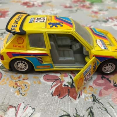 Mira Peugeot 205 Turbo 16 1:25 Model Car (B16)