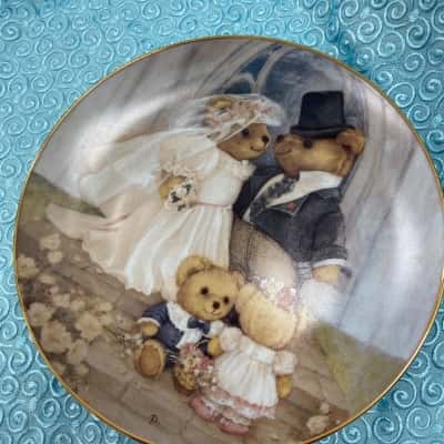 Franklin mint Teddy Bear plate “ Just Married “