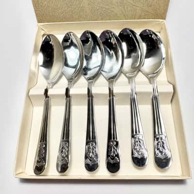 Collectable Set of 6 Sheffield England Spoons in Presentation Box