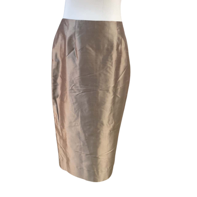 Perri Cutten Women's 100% silk Size 10 Beige Pencil Skirt