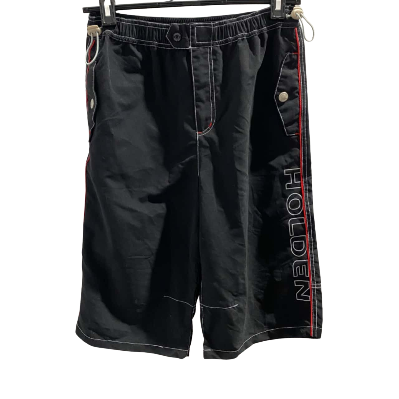 Target. Holden. Mens Size 16 Black Knee length shorts. Holden to front