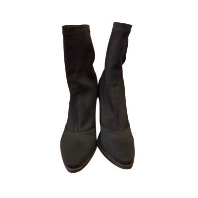  Womens  Size 9 Black  "Lipstick" Sock Boot Style" 