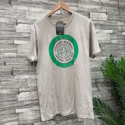 Coopers Mens  Size L Short Sleeve T-shirt Green / Grey 