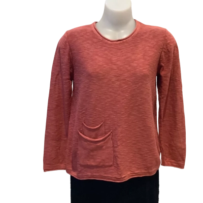 Worthier.   Rustic Rose, Linen Blend, Double Pocket Top.   Size M/L