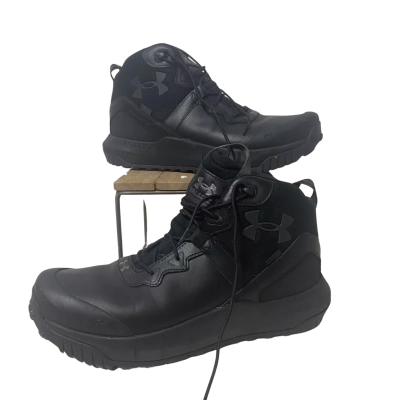 Under Armour Mens  Size 10.5 Boots Black  