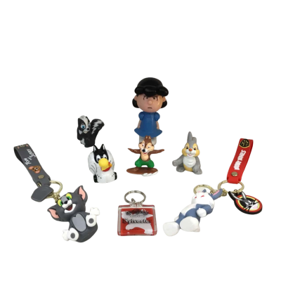 Assorted Looney Tunes toys and Key Holders as pictured