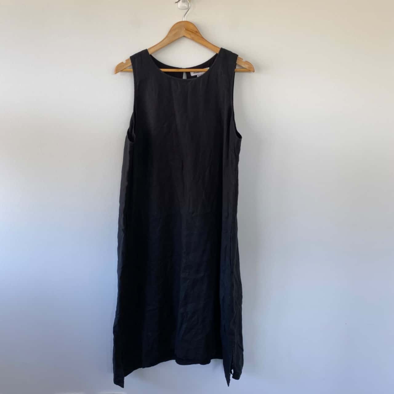 Tommy Bahama Black Sleeveless Linen Maxi Dress Size 14 / XL (s) - Used As  New | Salvos Stores