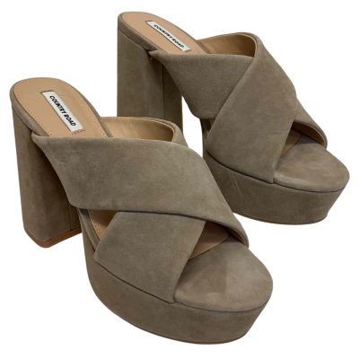 Country Road Womens  Size 40 Platform heels Dark Camel