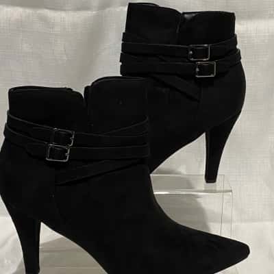 CITY CHIC ANKLE BOOTS "SULTRY" in Black Size EU41  