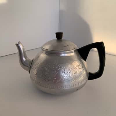 Vintage Swan Brand "The Carlton" 2-Cup Aluminium Teapot