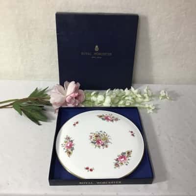 Royal Worcester Multicoloured Floral Pattern Fine Bone China Cake Plate (boxed)