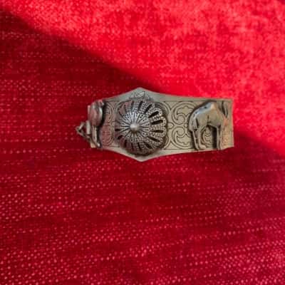 Vintage Arabian silver bracelet 