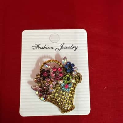  Women's Vintage Style Gold Tone Flower Basket featuring Multi-Coloured Rhinestones Brooch 