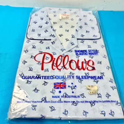 Vintage Pillows Mens Blue Pattern  COTTON PJ’s Size M- still in original packaging