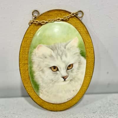Vintage Purrfection Oval Hand Painted Ceramic Pussycat Wall Plaque 