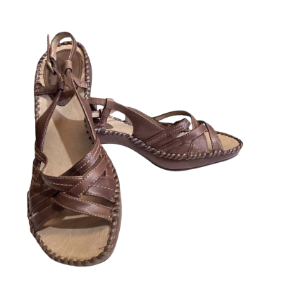 Colorado Womens  Size 6 Heels Brown 